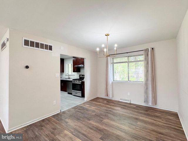 820 LEEDS LN, Newark, DE 19711