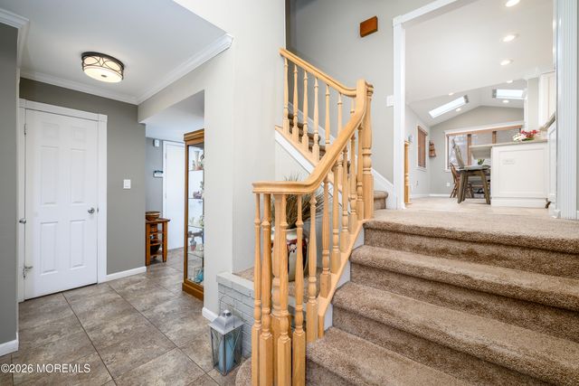 15 Hearth Court, Howell, NJ 07731