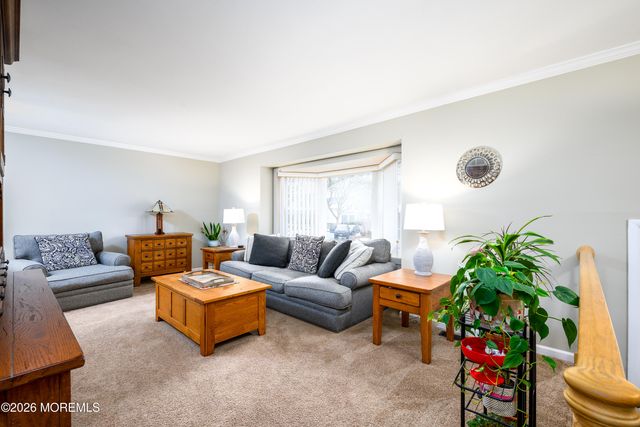 15 Hearth Court, Howell, NJ 07731