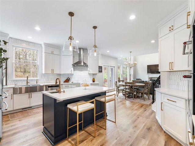 6092 Norcross Glen Trace, Norcross, GA 30071