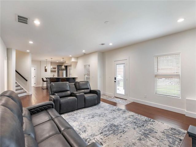 6092 Norcross Glen Trace, Norcross, GA 30071