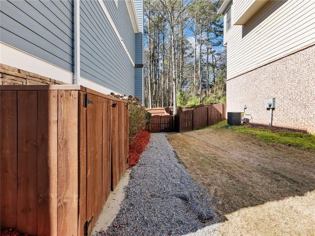 6092 Norcross Glen Trace, Norcross, GA 30071