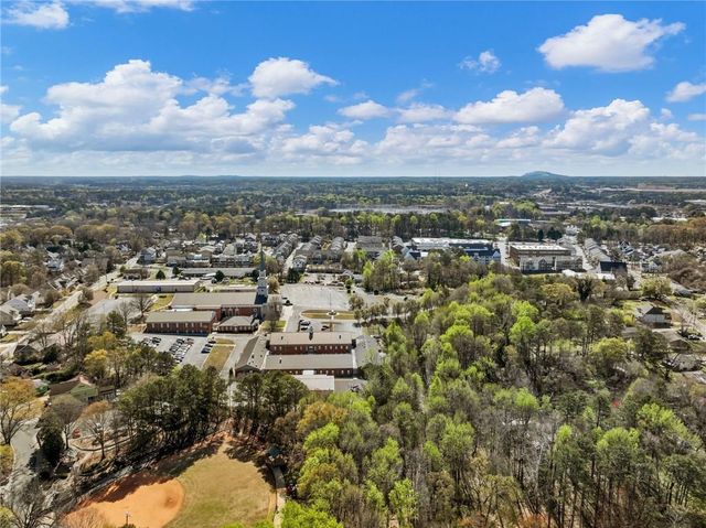 6092 Norcross Glen Trace, Norcross, GA 30071