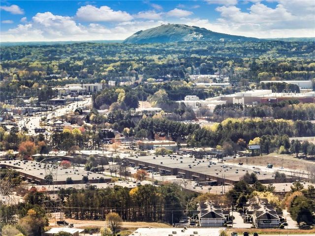 6092 Norcross Glen Trace, Norcross, GA 30071