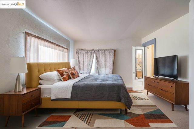 832 Shaws Flat Rd, Sonora, CA 95370