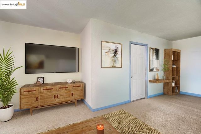 832 Shaws Flat Rd, Sonora, CA 95370