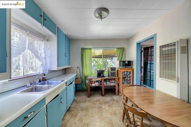 832 Shaws Flat Rd, Sonora, CA 95370