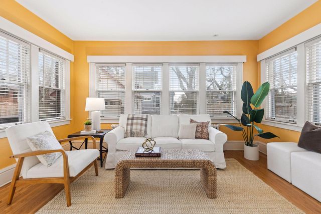 806 Osceola Avenue, Saint Paul, MN 55105