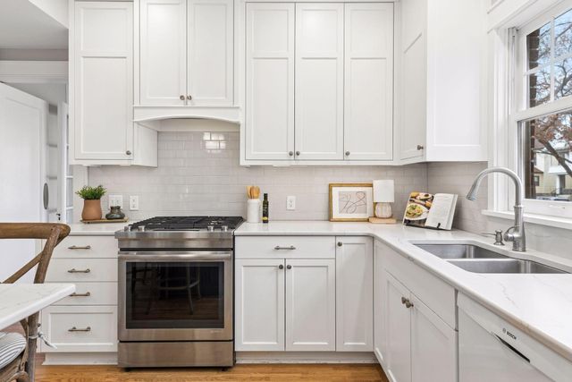 806 Osceola Avenue, Saint Paul, MN 55105