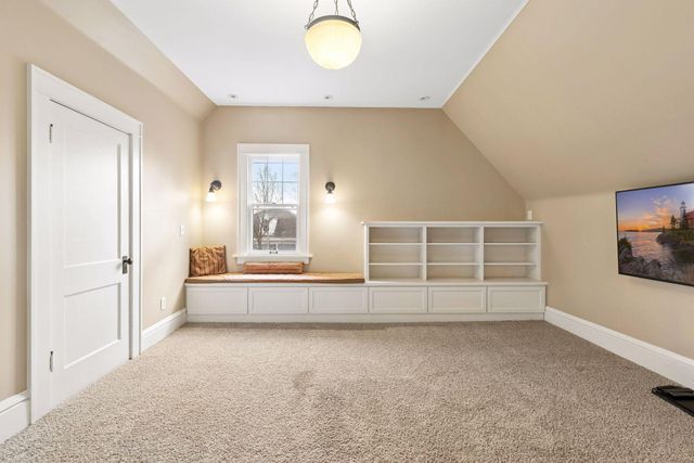 806 Osceola Avenue, Saint Paul, MN 55105