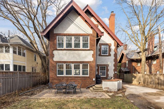 806 Osceola Avenue, Saint Paul, MN 55105