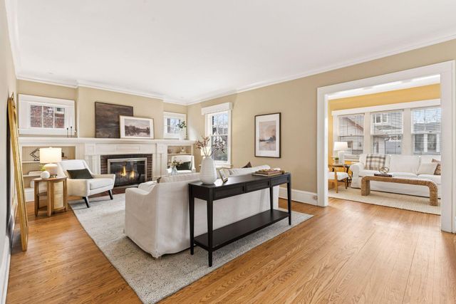 806 Osceola Avenue, Saint Paul, MN 55105