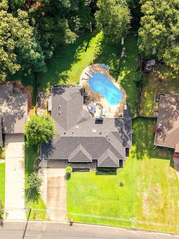 1005 Warren Dr., Marshall, TX 75672