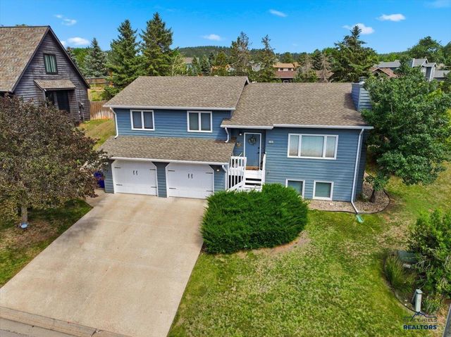 4749 SUMMERSET DR, Rapid City, SD 57702