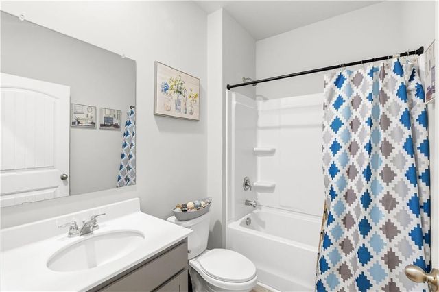 7626 Jennadee Drive, Fairburn, GA 30213