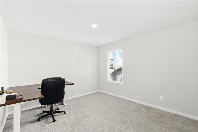 7626 Jennadee Drive, Fairburn, GA 30213