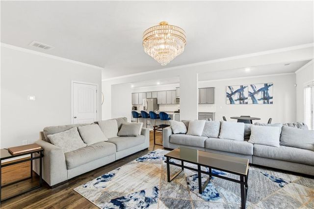 7626 Jennadee Drive, Fairburn, GA 30213