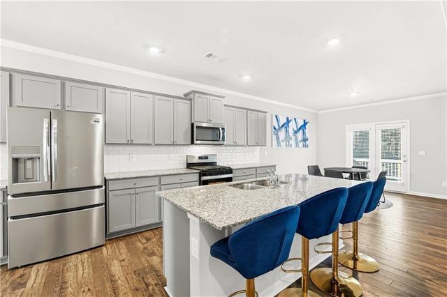 7626 Jennadee Drive, Fairburn, GA 30213