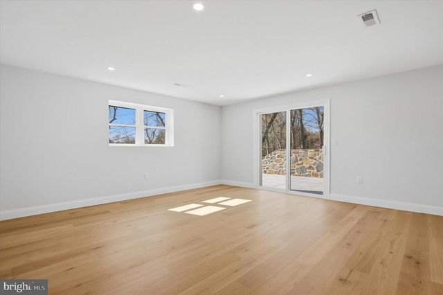 106 BELLA DR, Broomall, PA 19008