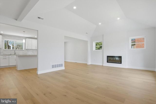 106 BELLA DR, Broomall, PA 19008