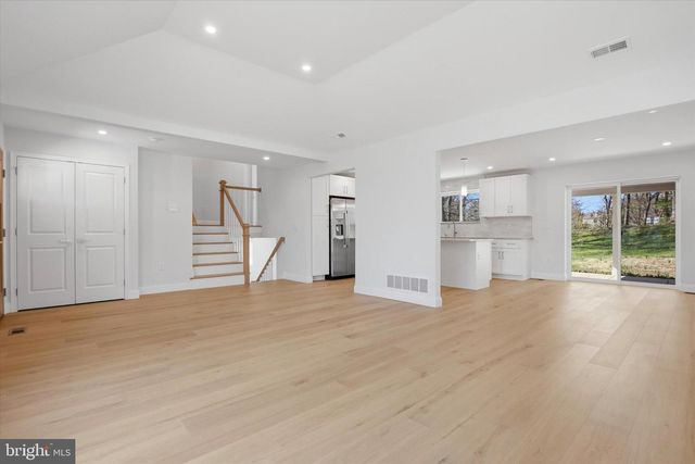 106 BELLA DR, Broomall, PA 19008