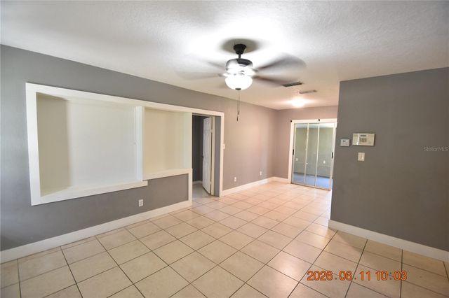 1906 E BOUGAINVILLEA AVENUE, Tampa, FL 33612