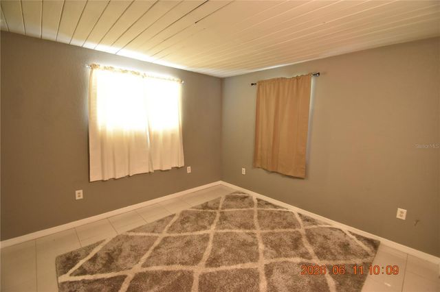 1906 E BOUGAINVILLEA AVENUE, Tampa, FL 33612