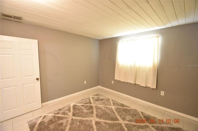 1906 E BOUGAINVILLEA AVENUE, Tampa, FL 33612
