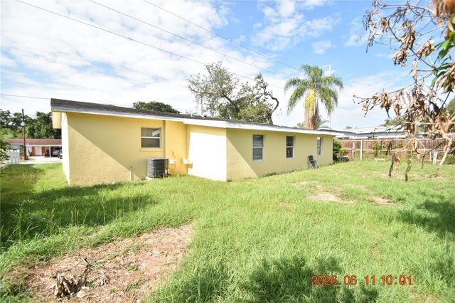 1906 E BOUGAINVILLEA AVENUE, Tampa, FL 33612