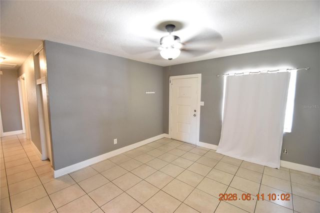 1906 E BOUGAINVILLEA AVENUE, Tampa, FL 33612