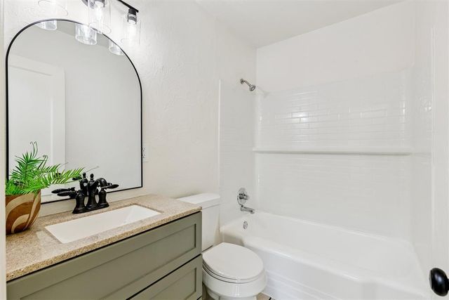 4033 Thomas Avenue, Oklahoma City, OK 73115