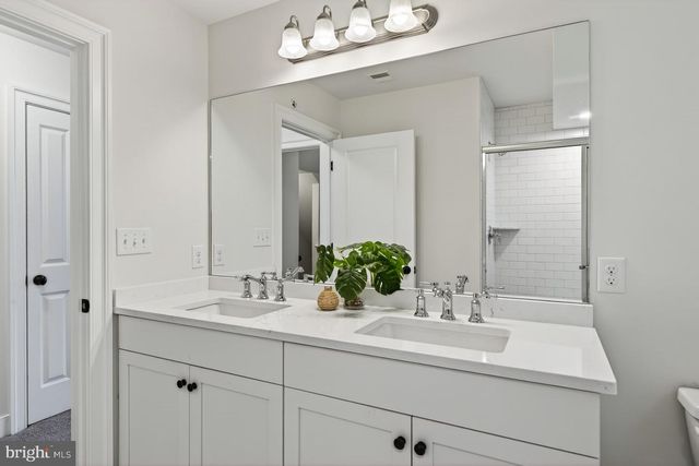 610 D ST, Kennett Square, PA 19348
