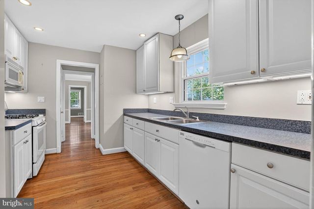 4739 DITTMAR RD N, Arlington, VA 22207