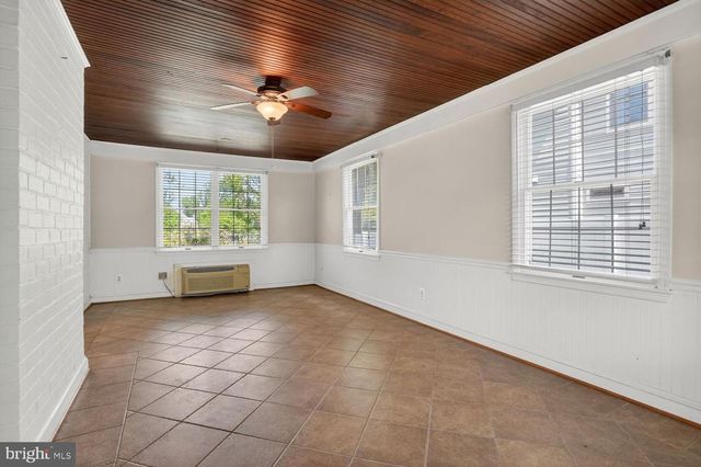 4739 DITTMAR RD N, Arlington, VA 22207