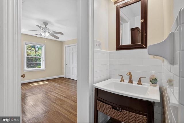 4739 DITTMAR RD N, Arlington, VA 22207