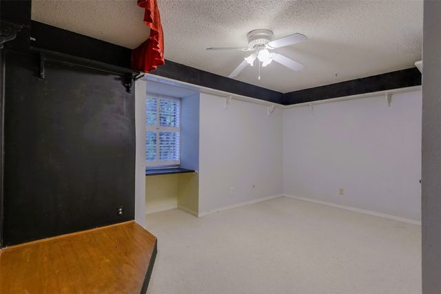3704 Lynnwood Drive, Arlington, TX 76013