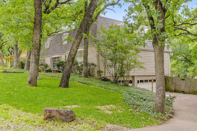 3704 Lynnwood Drive, Arlington, TX 76013