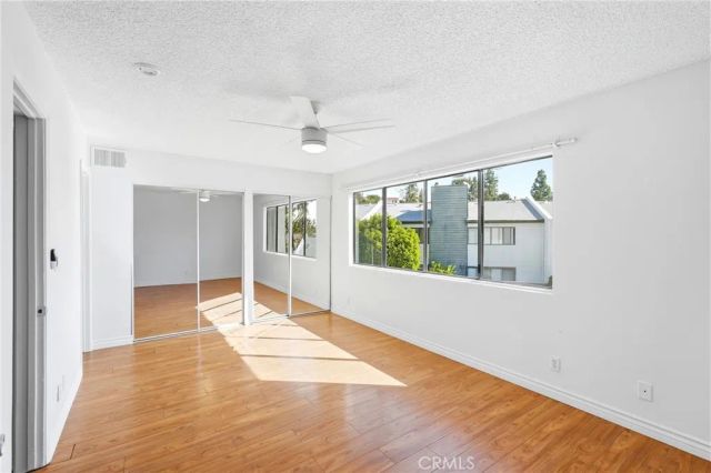 11311 Tampa Avenue 21, Porter Ranch, CA 91326