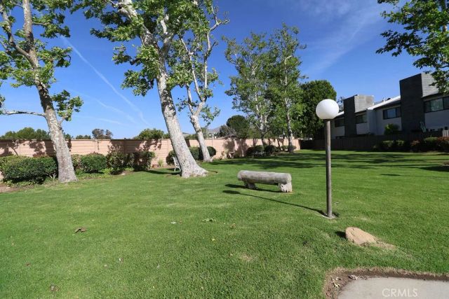 11311 Tampa Avenue 21, Porter Ranch, CA 91326