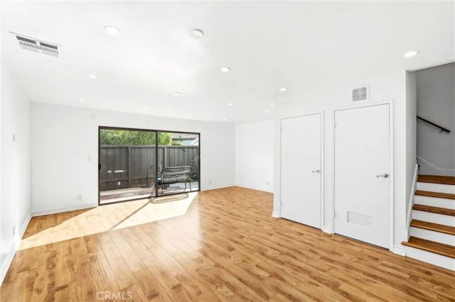 11311 Tampa Avenue 21, Porter Ranch, CA 91326