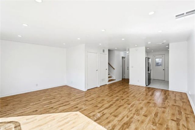 11311 Tampa Avenue 21, Porter Ranch, CA 91326