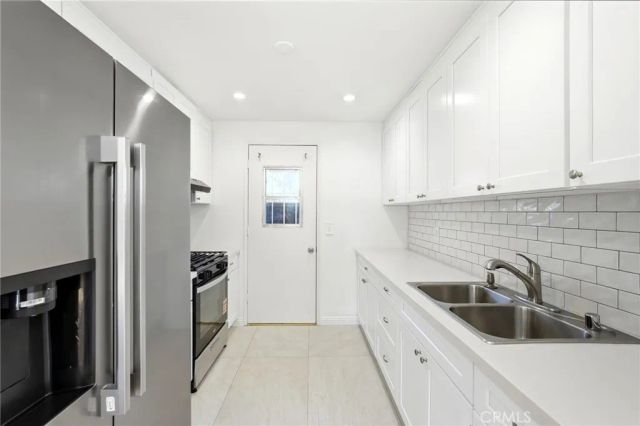 11311 Tampa Avenue 21, Porter Ranch, CA 91326