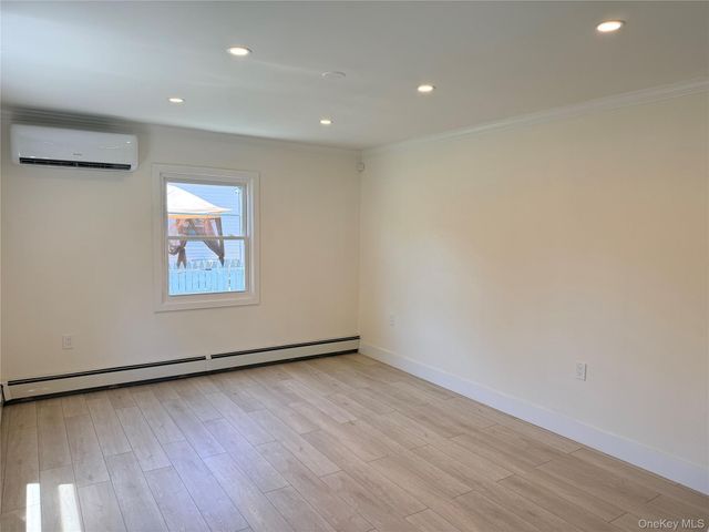 12 Garland Lane, Westbury, NY 11590