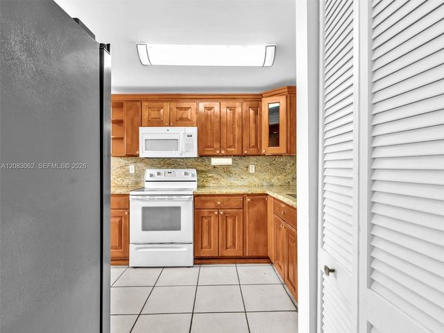 10110 NW 41st Street 78-7, Doral, FL 33178