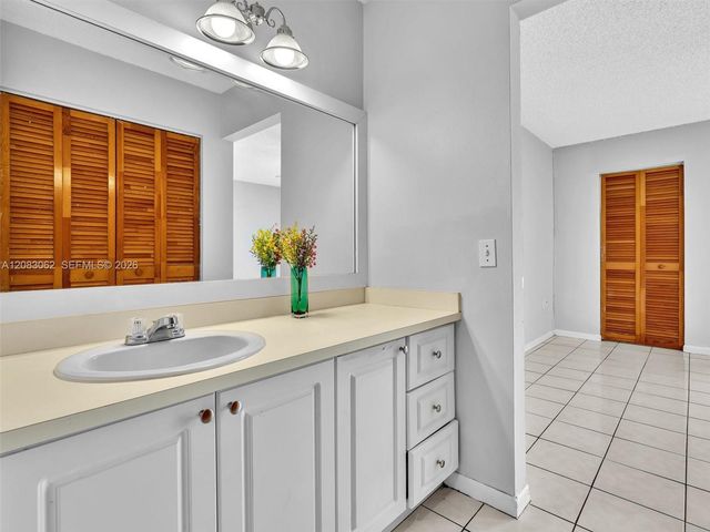 10110 NW 41st Street 78-7, Doral, FL 33178