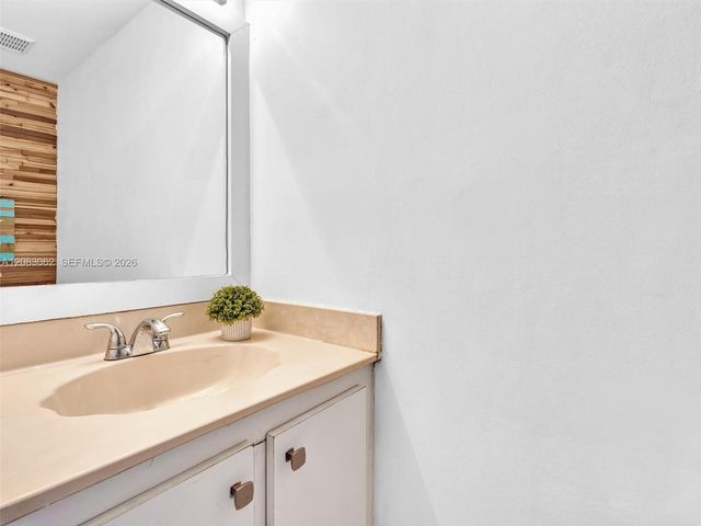 10110 NW 41st Street 78-7, Doral, FL 33178