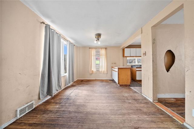 9611 Emerson St, Penn Hills, PA 15235