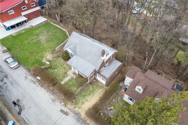 9611 Emerson St, Penn Hills, PA 15235