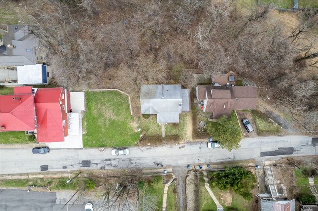 9611 Emerson St, Penn Hills, PA 15235