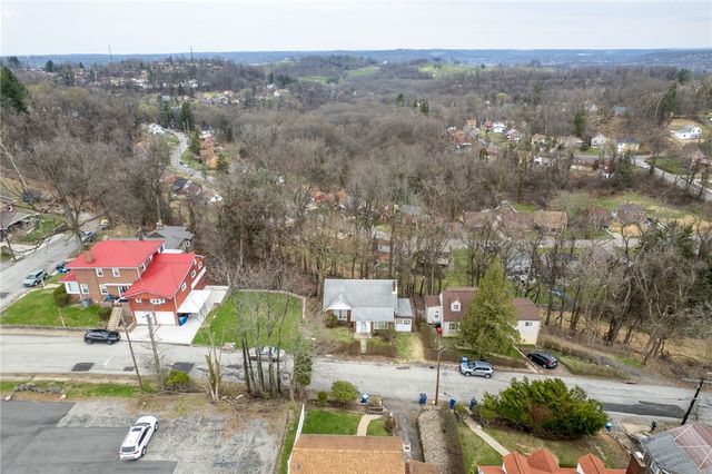 9611 Emerson St, Penn Hills, PA 15235